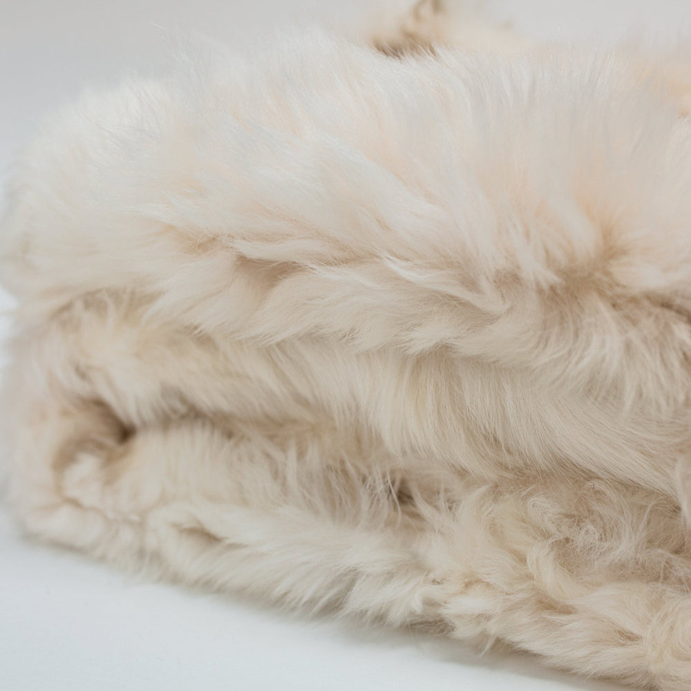 
                      
                        Toscana Real Sheep Fur Throw Unlined
                      
                    