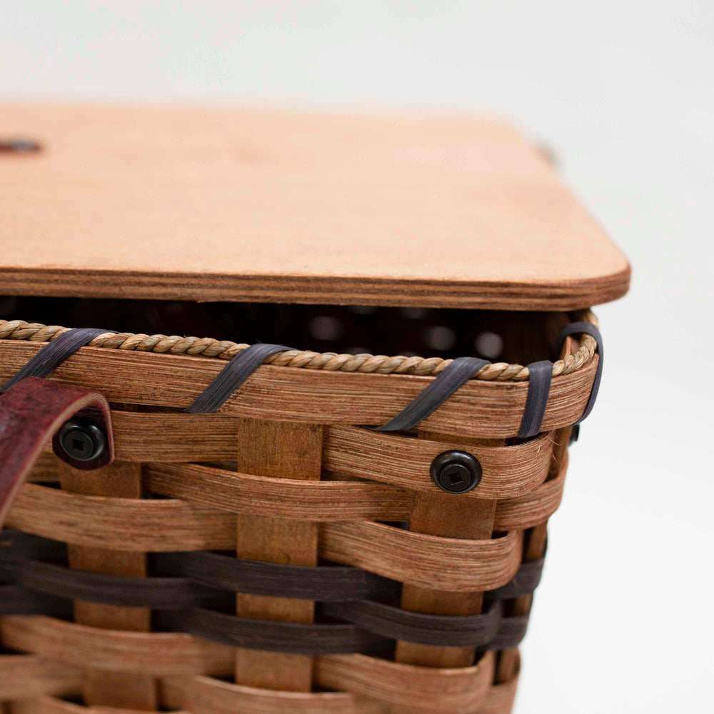 
                      
                        Large Classic Picnic Basket - with Utensils, Tumblers & Plates
                      
                    