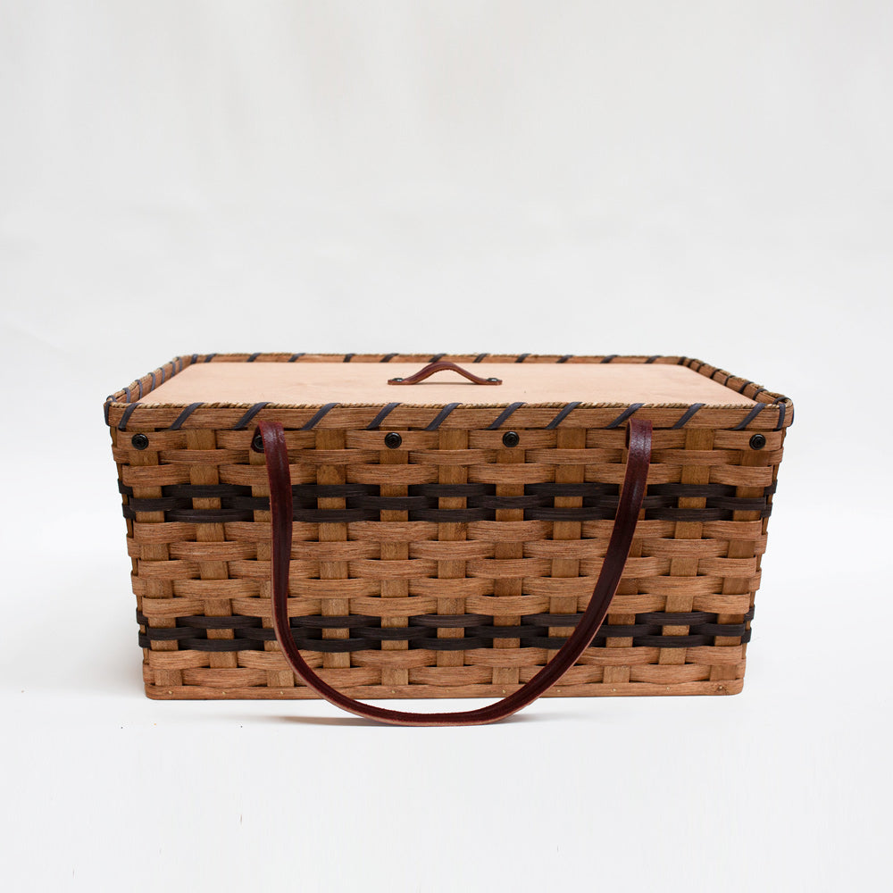 
                      
                        Large Classic Picnic Basket - with Utensils, Tumblers & Plates
                      
                    