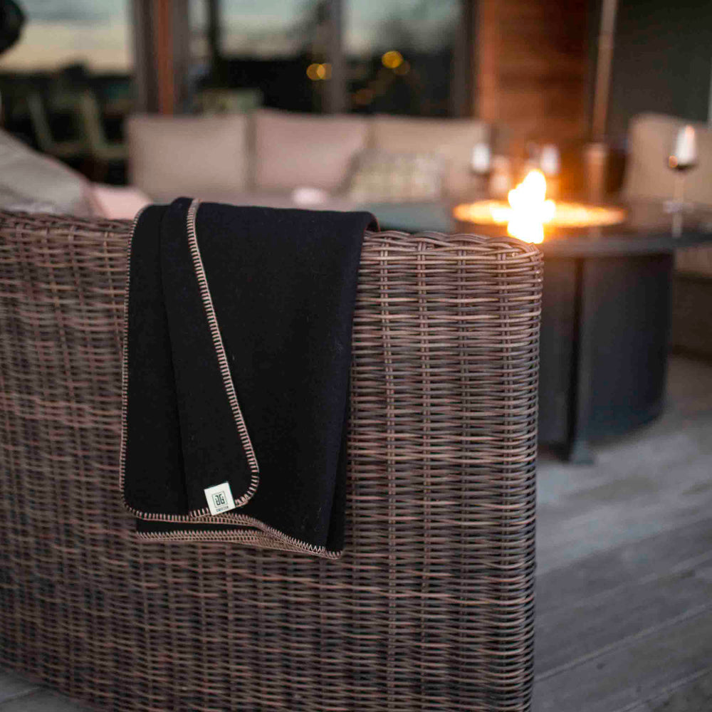 
                      
                        The Portia Throw - Cashmere Blend in Champagne
                      
                    