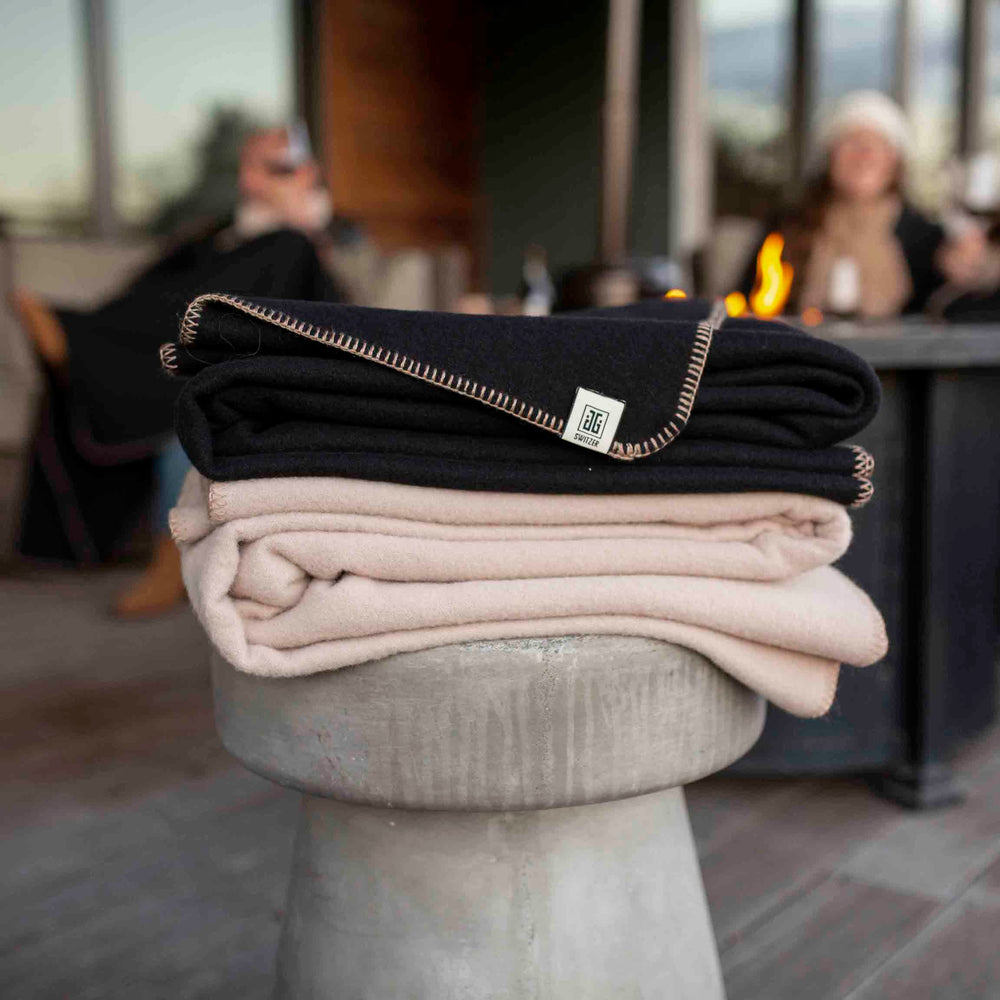 
                      
                        The Portia Throw - Cashmere Blend in Champagne
                      
                    